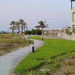 The Vibez Studio Apartment - Jebel Sifah