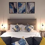 The Vibez Studio Apartment - Jebel Sifah